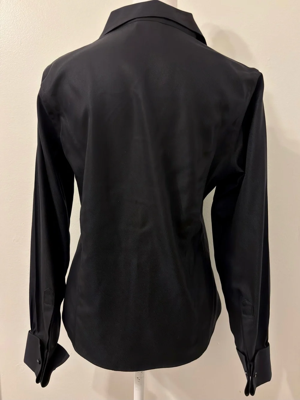 Brooks Brothers Women’s Black Petite Semi-Fitted 100% Cotton Dress Shirt 4P